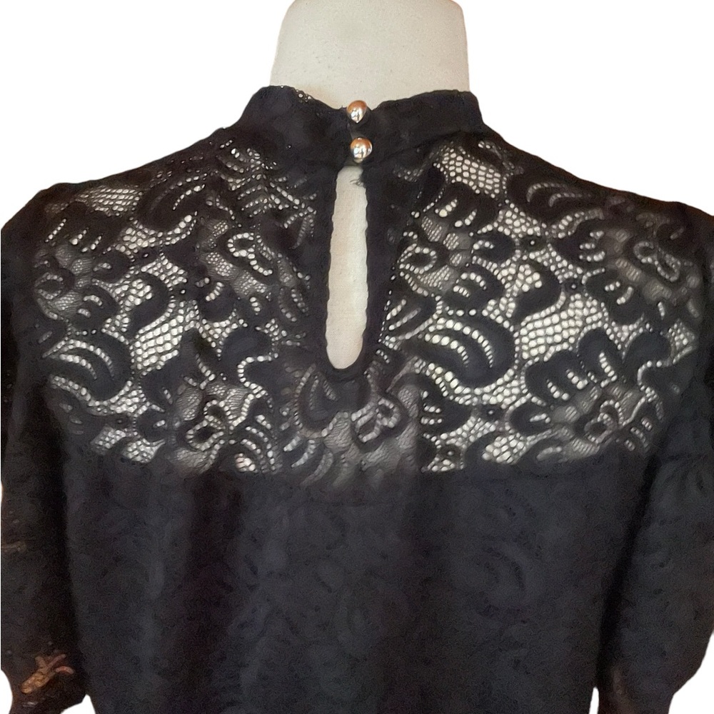 Perseption Concept Lace Overlay Blouse - Picture 4 of 7